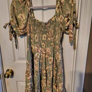 Women's Small Floral Dress